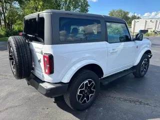 Ford Bronco 2023 4x4 Outer Banks SUV 2p