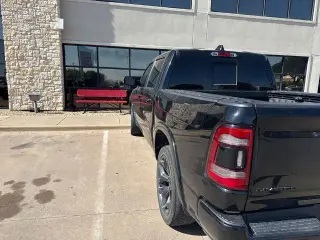 Ram 1500 2022 4x4 Limited 4p Camioneta Cabina Completa 5.6 ft. CP Camión