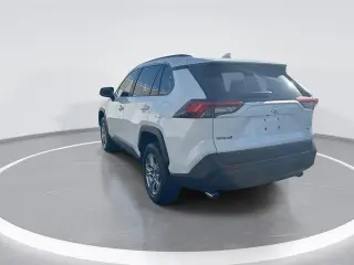 Toyota RAV4 2025 XLE 4p SUV