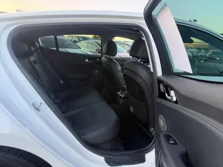 Kia Stinger 2018 Premium 4p Sedán