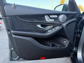 Mercedes-Benz GLC 2018 GLC 300 4MATIC 4p SUV