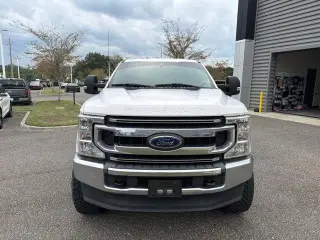Ford F-250 Super Duty 2020 4x4 King Ranch 4p Crew Cab Cabina Extendida 6.8 pies LT Camioneta