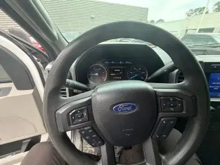 Ford F-250 Super Duty 2020 4x4 King Ranch 4p Crew Cab Cabina Extendida 6.8 pies LT Camioneta