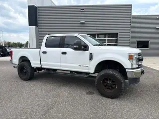 Ford F-250 Super Duty 2020 4x4 King Ranch 4p Crew Cab Cabina Extendida 6.8 pies LT Camioneta