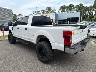 Ford F-250 Super Duty 2020 4x4 King Ranch 4p Crew Cab Cabina Extendida 6.8 pies LT Camioneta
