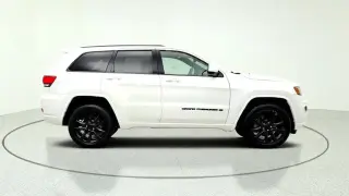 Jeep Grand Cherokee WK 2022 4x4 Laredo E 4p SUV