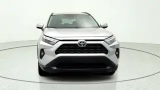 Toyota RAV4 2025 AWD XLE Premium 4p SUV