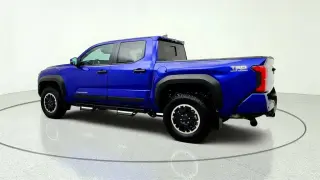 Toyota Tacoma 2024 4x4 SR5 4dr Cabina Doble 5.0 ft SB