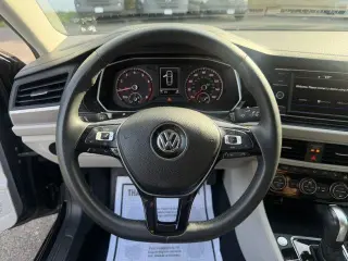 Volkswagen Jetta 2020 S 4p Sedán 8A ULEV