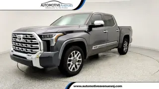 Toyota Tundra 2023 4x2 1794 Edición 4p CrewMax Cab Pickup SB