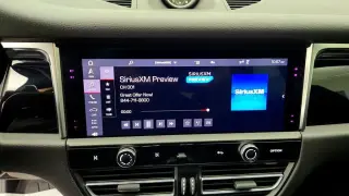 Porsche Macan 2024 AWD T 4p SUV