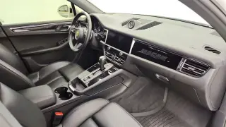 Porsche Macan 2024 AWD T 4p SUV
