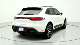 Porsche Macan 2024 AWD T 4p SUV