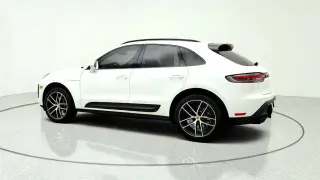 Porsche Macan 2024 AWD T 4p SUV