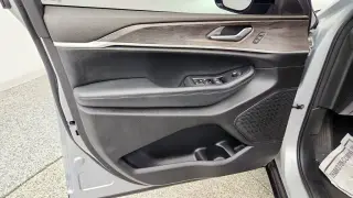 Jeep Grand Cherokee L 2023 4x4 Limited 4p SUV