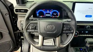 Toyota Tacoma 2024 4x4 SR5 4dr Double Cab 5.0 ft SB