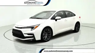Toyota Corolla 2024 SE 4p Sedan