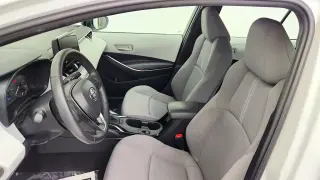Toyota Corolla 2024 SE 4p Sedan