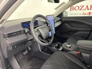 Ford Mustang Mach-E 2024 AWD Select 4dr SUV