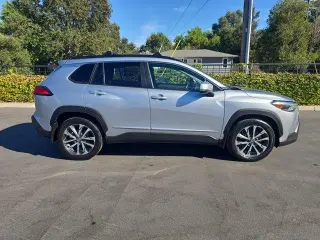 Toyota Corolla Cross 2022 AWD XLE 4dr Crossover