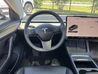Tesla Modelo 3 2023 Sedán 4p