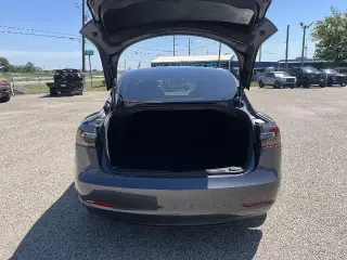 Tesla Modelo 3 2023 Sedán 4p