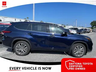 Toyota Highlander 2022 AWD Platinum 4p SUV