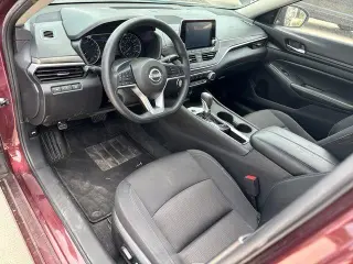 Nissan Altima 2025 2.5 SV 4p Sedán