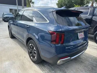 Kia Sorento 2025 S 4p SUV