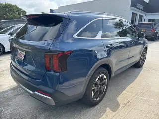 Kia Sorento 2025 S 4p SUV