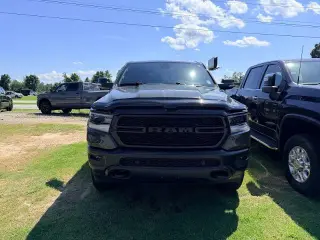 Ram 1500 2021 4x4 Big Horn 4p Crew Cab 5.6 ft. SB Camioneta
