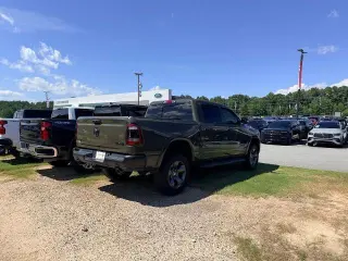 Ram 1500 2021 4x4 Big Horn 4p Crew Cab 5.6 ft. SB Camioneta
