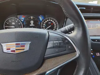 Cadillac XT5 2017 4x4 Platinum 4p SUV