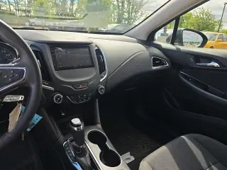 Chevrolet Cruze 2017 LT Auto 4p Sedan