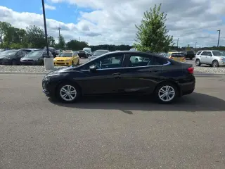 Chevrolet Cruze 2017 LT Auto 4p Sedan