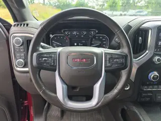 GMC Sierra 1500 2020 4x4 SLT 4p Crew Cab 5.8 ft. SB