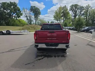 GMC Sierra 1500 2020 4x4 SLT 4p Crew Cab 5.8 ft. SB