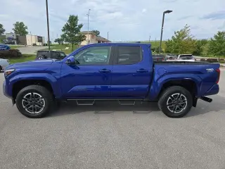 Toyota Tacoma 2024 4x4 TRD Todo Terreno 4p Doble Cabina 6,1 pies LB