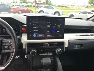 Toyota Tacoma 2024 4x4 TRD Todo Terreno 4p Doble Cabina 6,1 pies LB