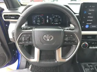 Toyota Tacoma 2024 4x4 TRD Todo Terreno 4p Doble Cabina 6,1 pies LB