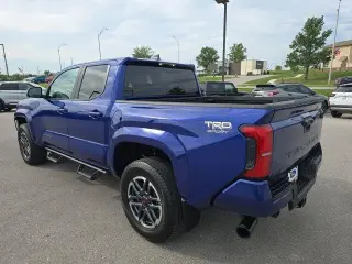 Toyota Tacoma 2024 4x4 TRD Todo Terreno 4p Doble Cabina 6,1 pies LB