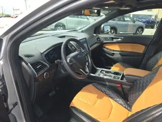 Ford Edge 2024 AWD Titanium 4p SUV