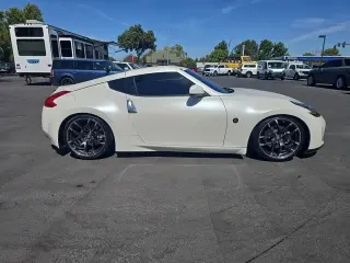 Nissan 370Z 2014 Base 2dr Coupe 6M