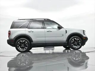 Ford Bronco Sport 2023 4x4 Outer Banks SUV 4p.