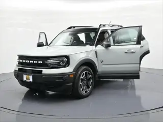 Ford Bronco Sport 2023 4x4 Outer Banks SUV 4p.