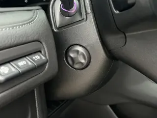 GMC Yukon 2023 4x2 Denali 4p SUV