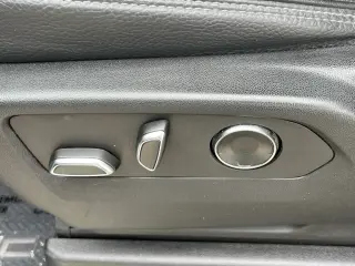 GMC Yukon 2023 4x2 Denali 4p SUV