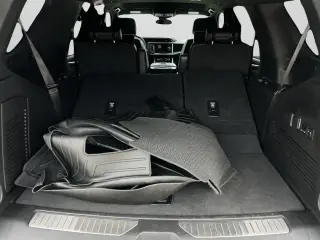 GMC Yukon 2023 4x2 Denali 4p SUV