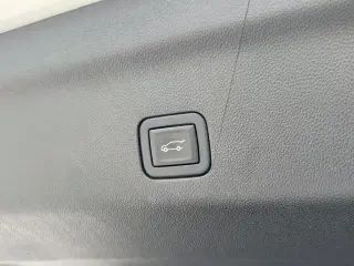 GMC Yukon 2023 4x2 Denali 4p SUV