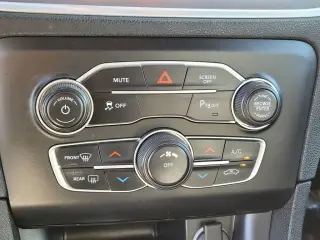 Dodge Charger 2022 SXT 4p Sedan